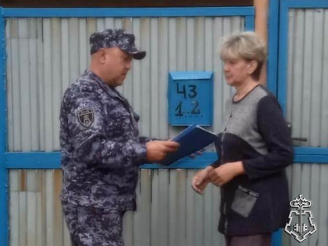 В Орске росгвардейцы провели акцию «Безопасный дом, подъезд, квартира»