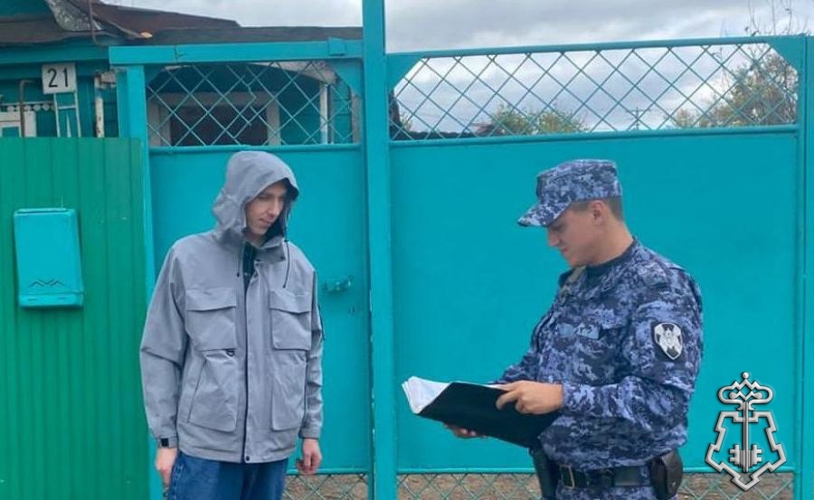 Cотрудники  вневедомственной охраны Росгвардии проводят акцию «Безопасный дом, подъезд, квартира»