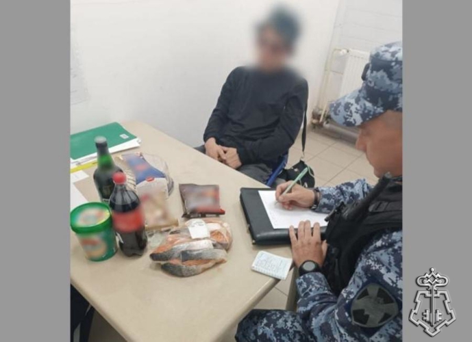 В Орске росгвардейцы задержали мужчину, который похитил продукты из магазина на сумму более 7000 рублей