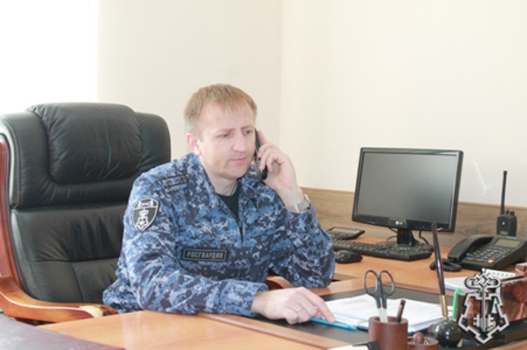 Врио начальника  Управления вневедомственной охраны провел прямую линию с гражданами по вопросу трудоустройства на службу в Росгвардию и поступления в ведомственные  институты