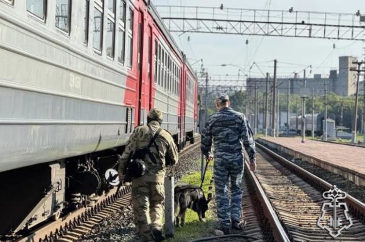 Росгвардейцы обеспечили безопасность прибытия «Поезда Победы» в Оренбург (видео)