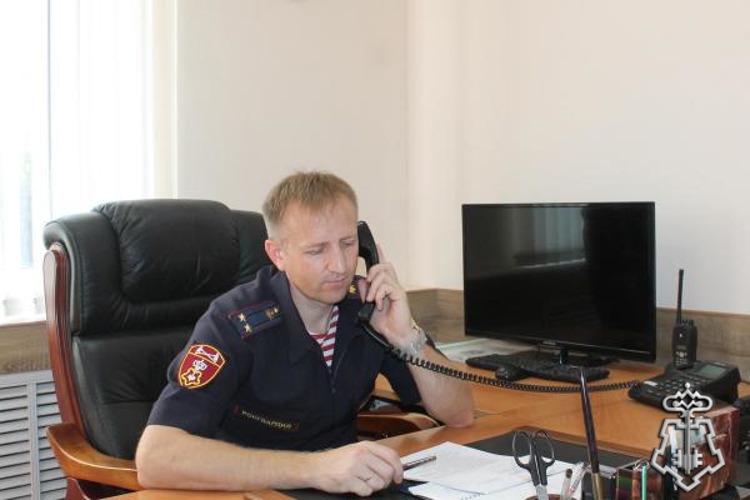 Начальник Управления вневедомственной охраны провел прямую линию с гражданами по вопросу трудоустройства на службу в Росгвардию и поступления в ведомственные  институты