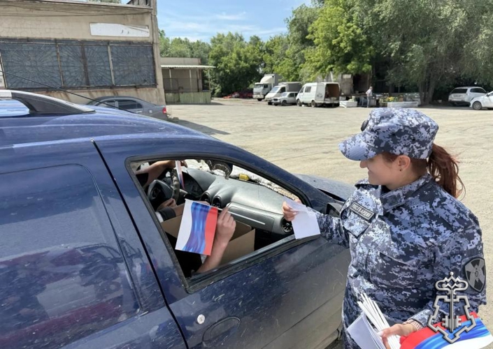 В Оренбургской области росгвардейцы принимают участие в мероприятиях в честь Дня России
