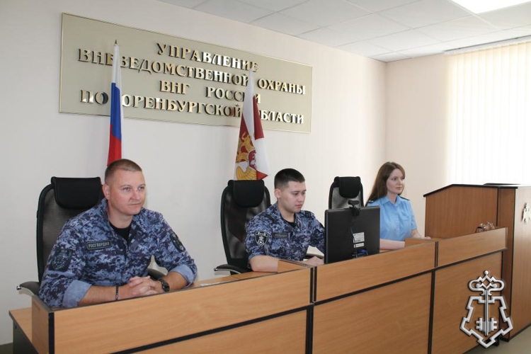 Прокурор провела профилактическую беседу с сотрудниками Росгвардии о противодействии коррупции