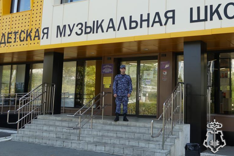 В Оренбургской области росгвардейцы принимают участие в голосовании на выборах депутатов Государственной Думы и Законодательного Собрания региона